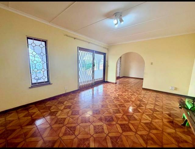 3 BEDROOM PROPERTY TO RENT IN RESERVOIR HILLS